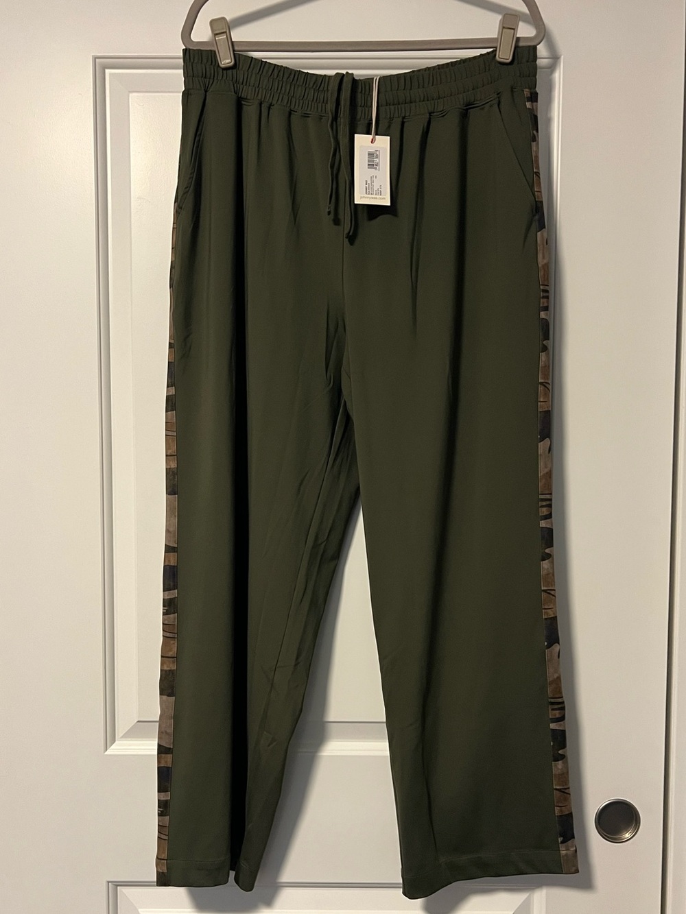Johnny Was: Bee Active Tuxedo Stripe Traveler Pant Dark Olive XL